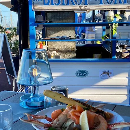 Lejlighed Le Logis Du Port Meschers-sur-Gironde