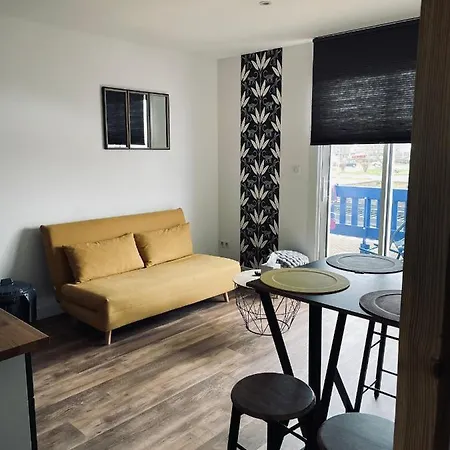 Le Logis Du Port Apartment *